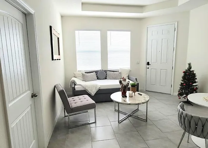Private Vacational Cozy Suite